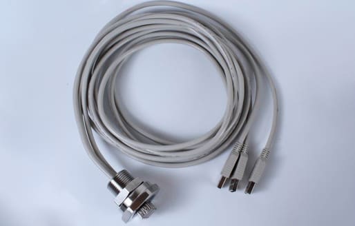 USB-Cables-Sealed-Feedthrough
